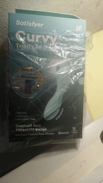 Вакуумний смарт-стимулятор із вібрацією Satisfyer Curvy Trinity 5 (Blue) (м'ята упаковка!!!) SO6726-R фото